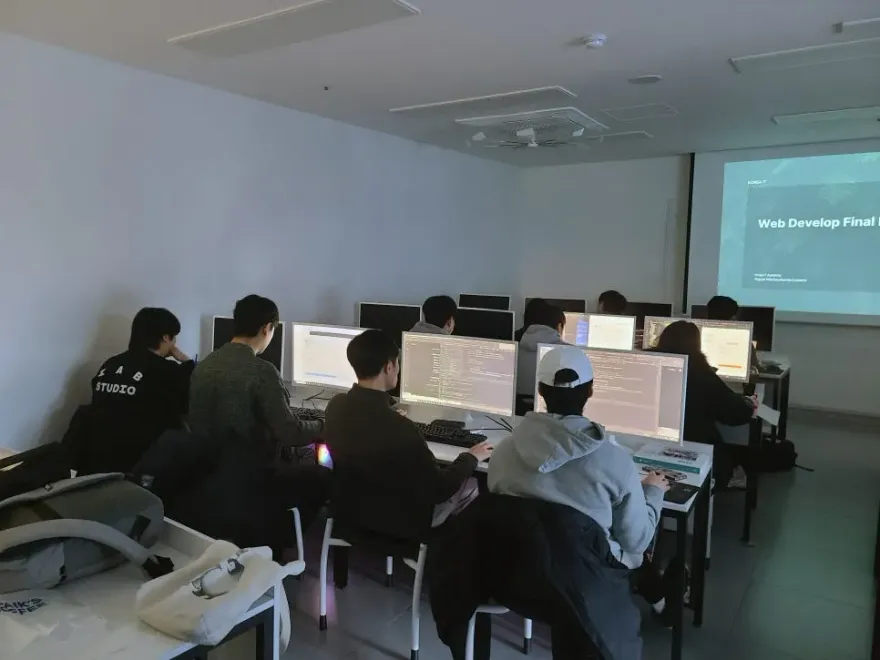 코딩학원 후기: 비전공자 개발자 취업 준비 과정