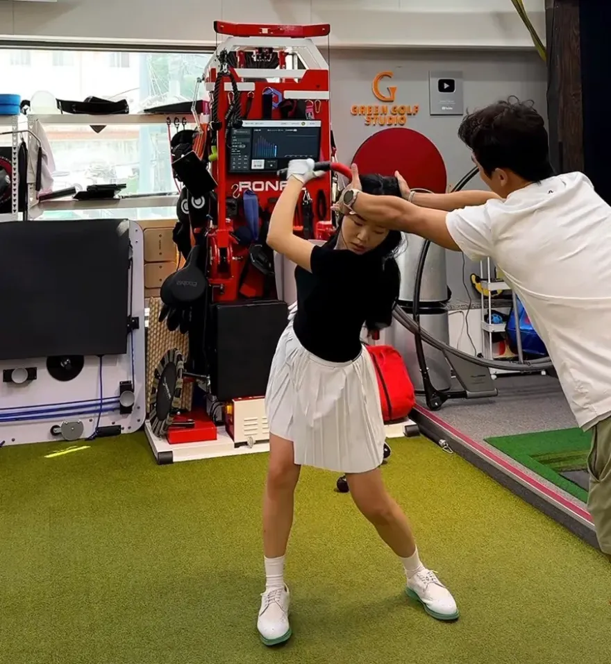 골프 스윙 교정 후기: 아크 키우기로 비거리 늘리기 (성북구 그린골프스튜디오)