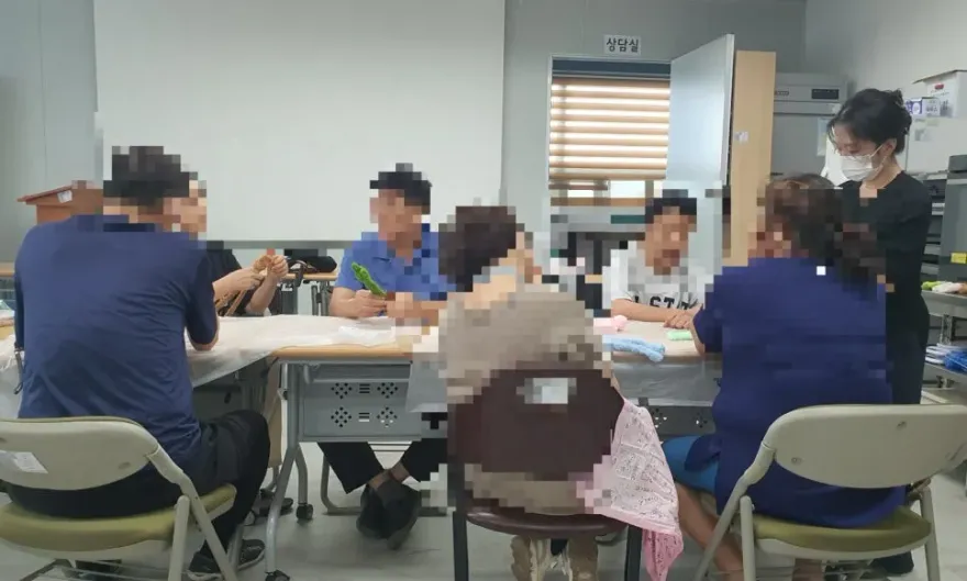 모루인형 키링 만들기 출강 후기: 단체 공예 수업 추천 이유 — 사진 4